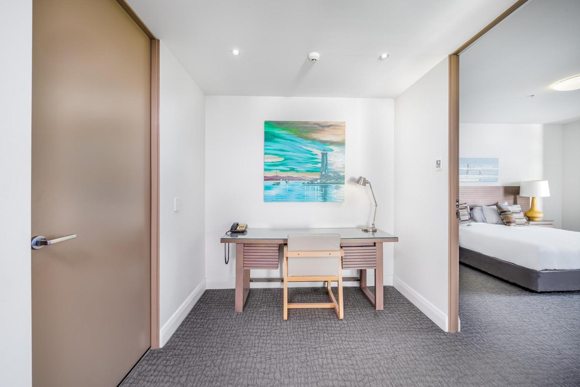 Oaks Redcliffe Mon Komo Suites Esterno foto