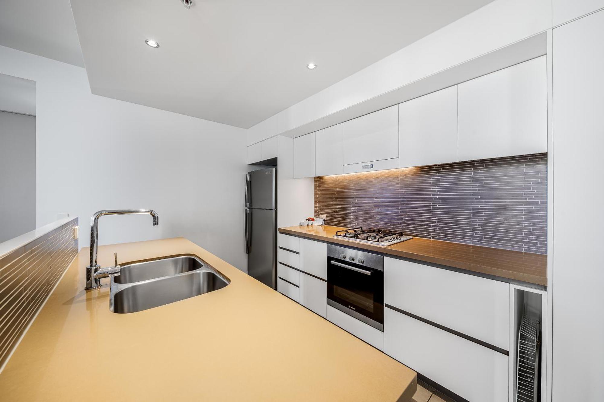 Oaks Redcliffe Mon Komo Suites Esterno foto