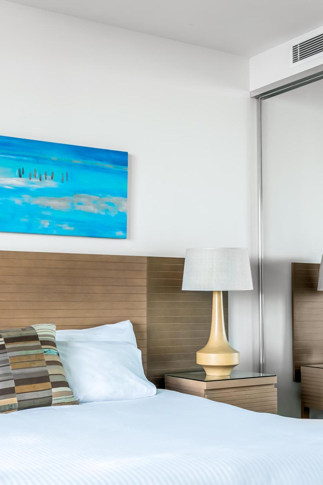 Oaks Redcliffe Mon Komo Suites Esterno foto